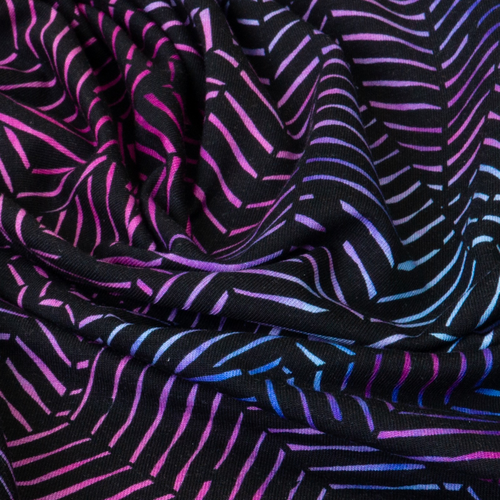 Baumwolljersey, abstrakt gemustert, schwarz, lila, pink, blautöne
