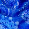 exquisiter Crêpe de Chine, ornamental gemustert, blautöne